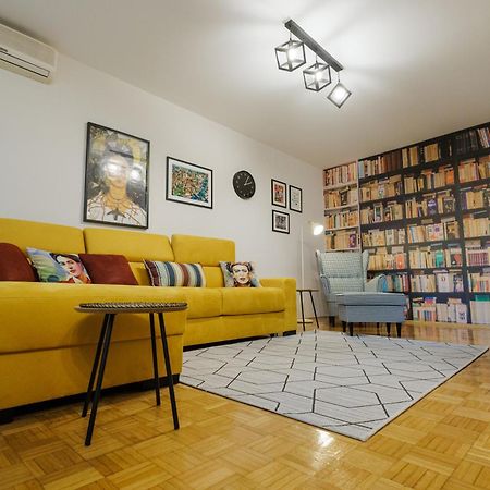 Sava Centar 1-Bedroom Apartments In The Heart Of New 베오그라드 외부 사진