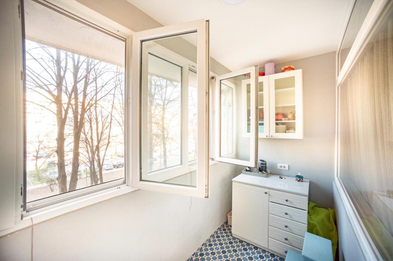 Sava Centar 1-Bedroom Apartments In The Heart Of New 베오그라드 외부 사진
